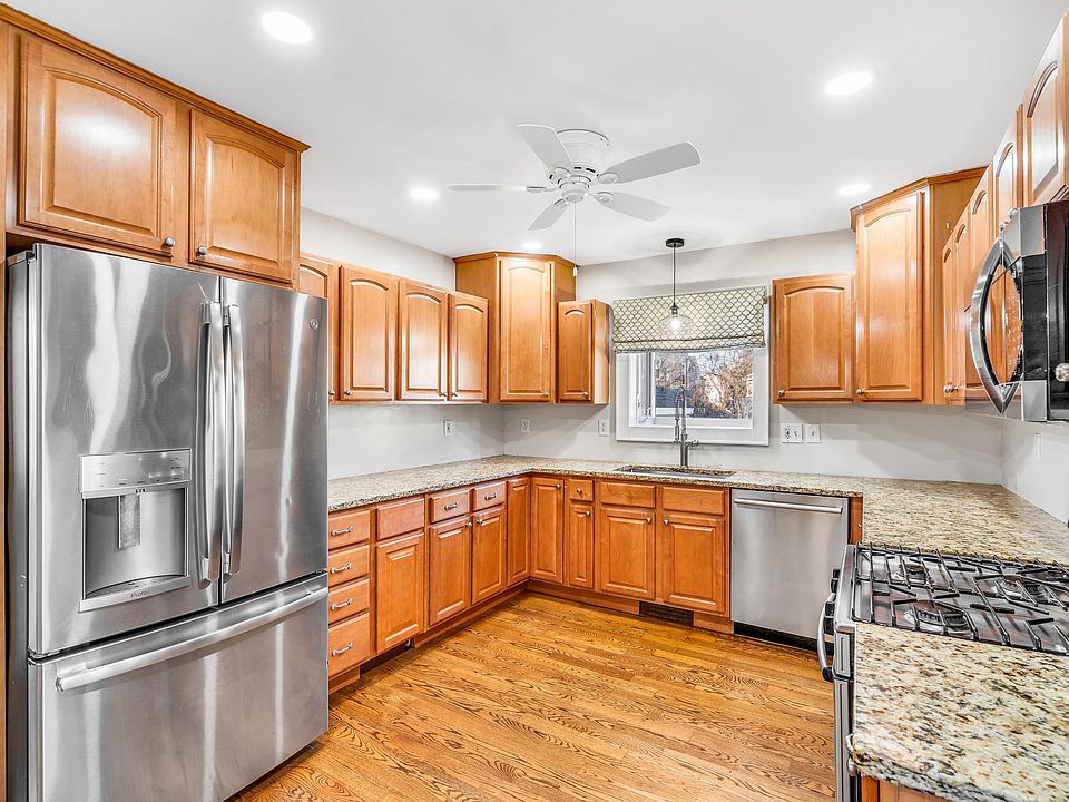 90 Beal Rd, Waltham, MA 02453 Zillow