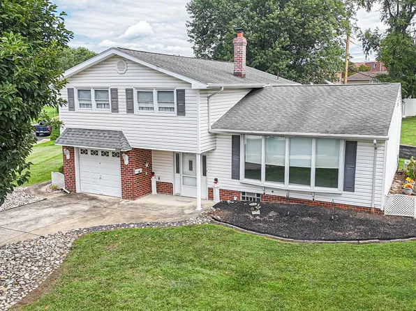 1103 Hedgerow Ln, Philadelphia, PA 19115