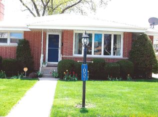 7057 W Madison St, Niles, IL 60714