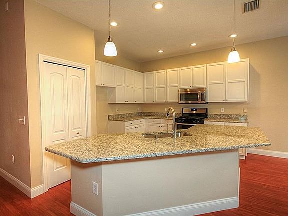 5th image of 6022 Palomaglade Dr