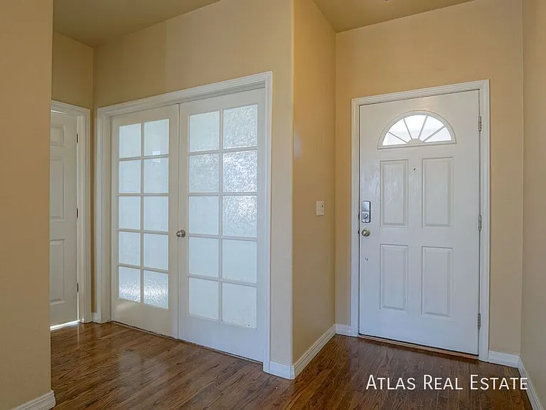 5828 Cumbre Vista Way — Photo 4