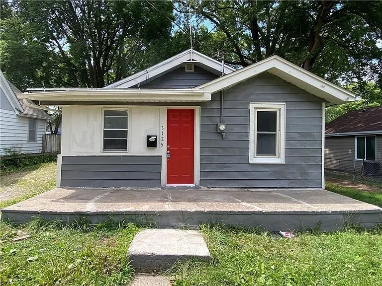 3125 State Ave — Photo 1