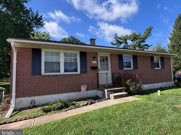 7 Francine Ct, Randallstown, MD 21133
