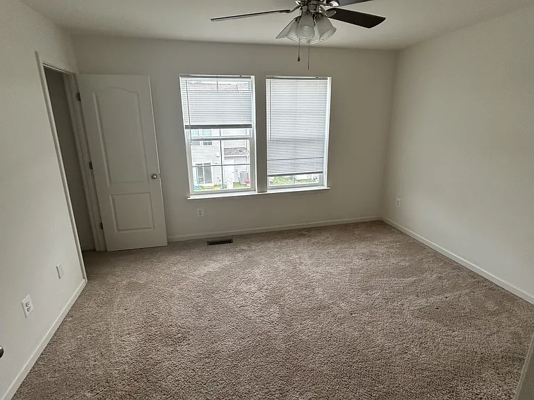 164 Scotch Pine Dr #1 — Photo 9