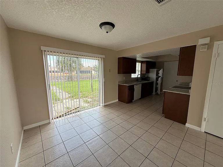 133 Alderwood Dr — Photo 7