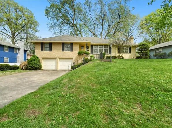 6105 Kentucky Ave, Raytown, MO 64133