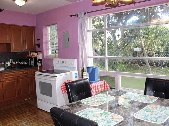 5th image of 2950 NW 175th St