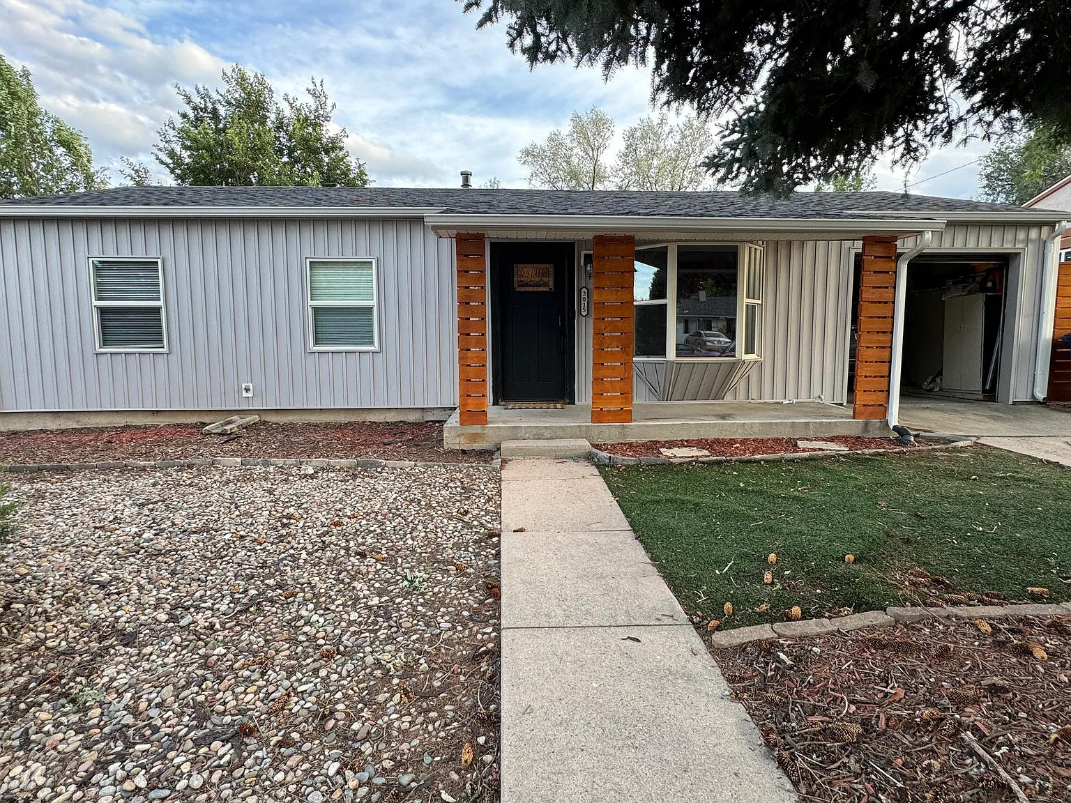 3 bed, 1133 sqft, $2,300 — Photo 1