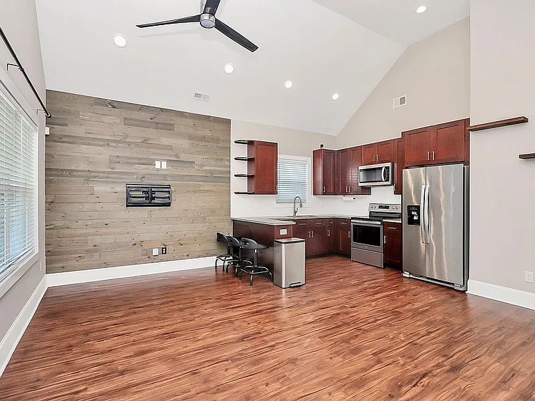 2508 Booker Ave — Photo 8