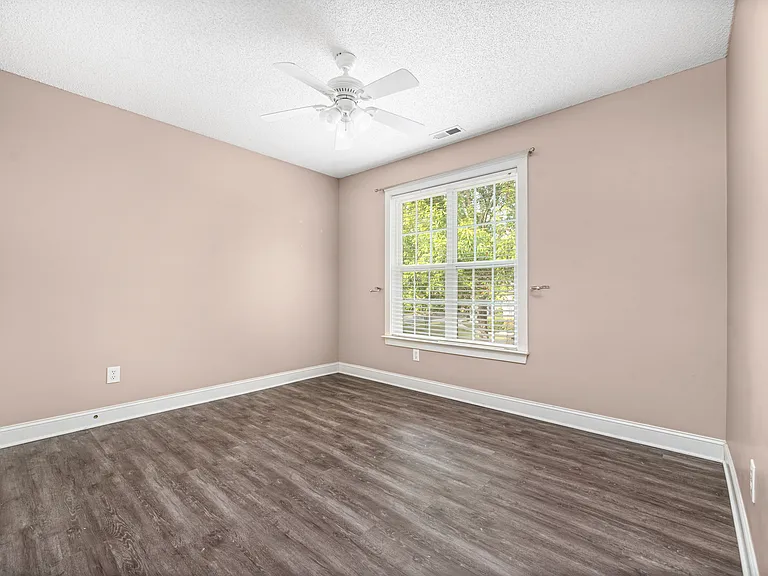 13604 Glenwyck Ln — Photo 16