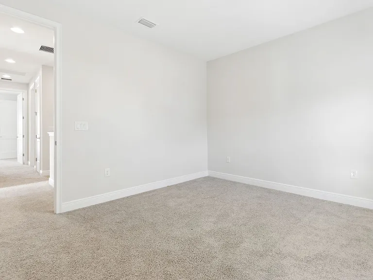 401 Marquesa Cir #1 — Photo 38