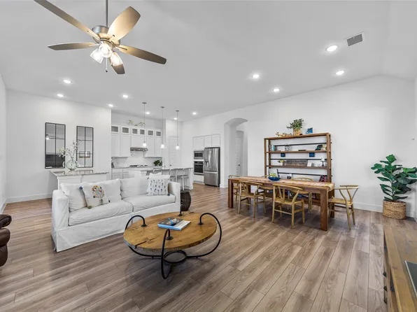 3526 Vision Ridge Trl, Denison, TX 75020