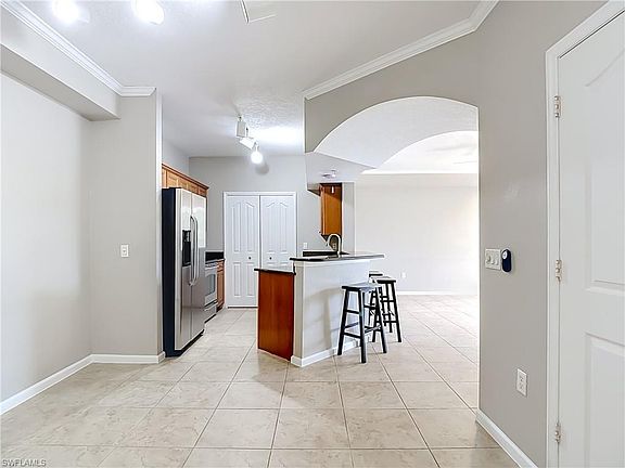 5th image of 12936 VIOLINO LN #206