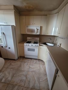 91 Strawberry Hill Ave #828, Stamford, CT, 06905