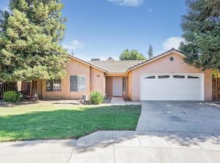 6390 N Brix Ave, Fresno, CA 93722