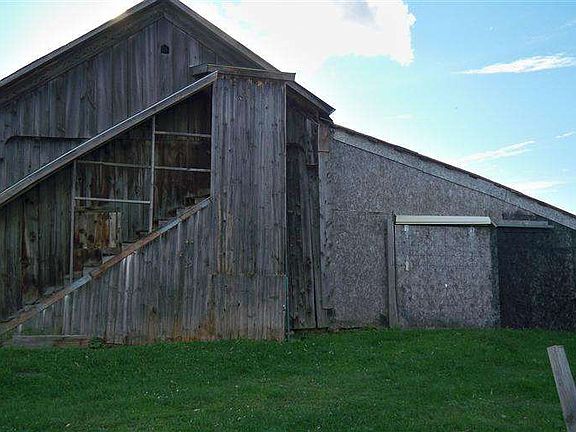 3rd image of 1136 County Highway 49