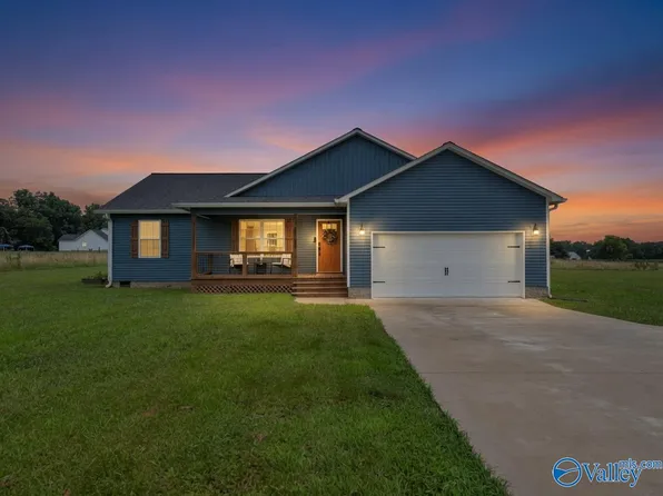 203 Mills Rd E, Fort Payne, AL 35967