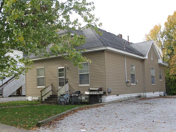 2nd image of 604 S Forest Ave