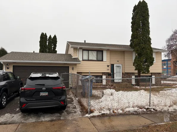 719 Givens Ln, Minneapolis, MN 55411