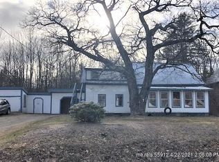 7 Monument Rd, Abbot, ME 04406