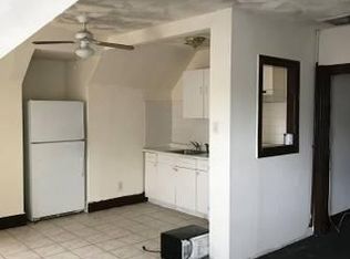 1233 S 57th St, Philadelphia, PA 19143