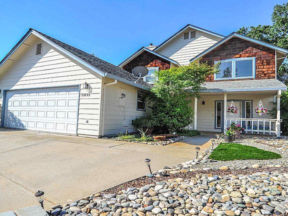 2nd image of 22083 Craig Ct