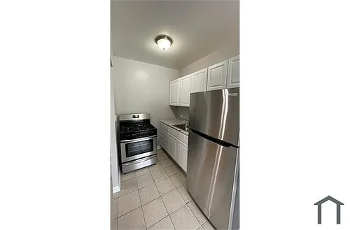7 S Mayfield Ave Photo 1