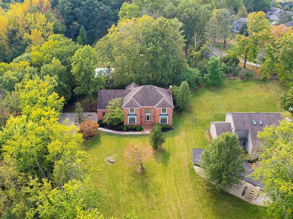 8449 Heritage Dr, Cincinnati, OH 45249