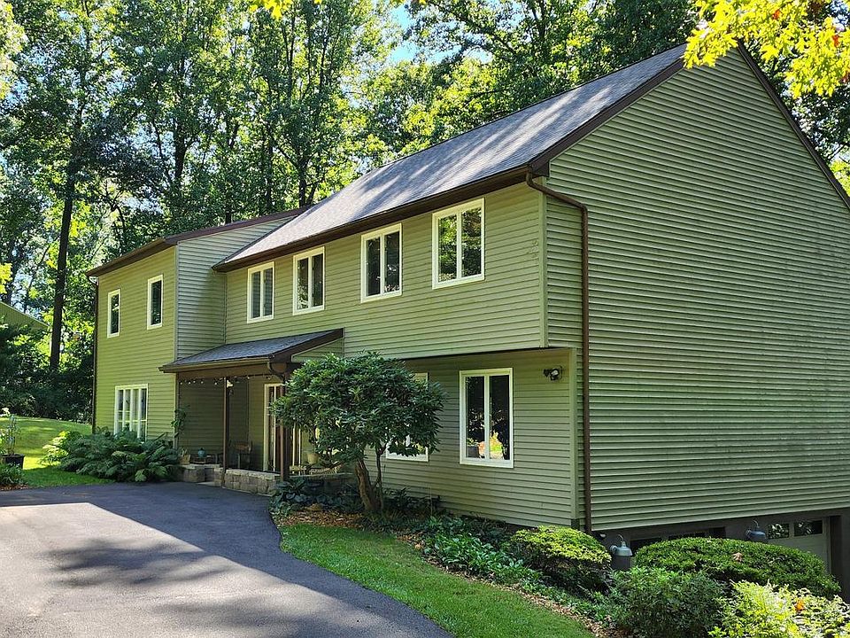 1st image of 135 Golf Ridge Rd
