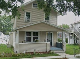 1208 N 7th St, Burlington, IA 52601