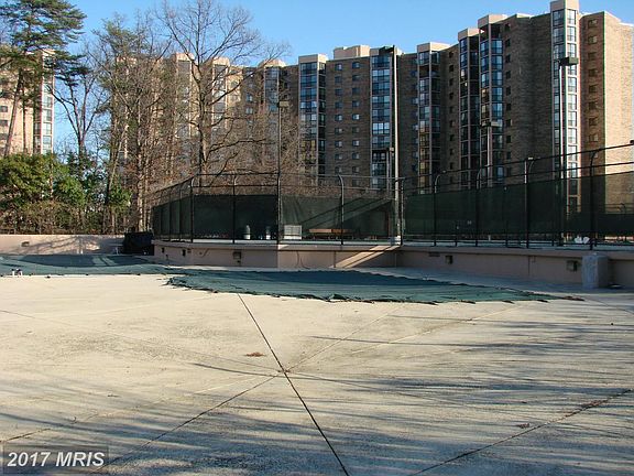 2nd image of 5902 Mount Eagle Dr APT 517