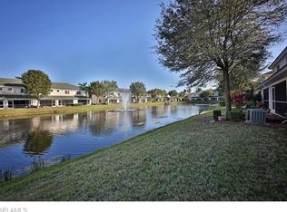 10063 Poppy Hill Dr, Fort Myers, FL 33966