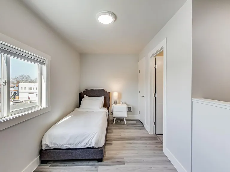 3411 Adeline LLC — Photo 49