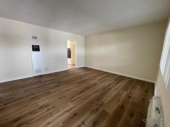 4th image of 365 W Doran St APT 110