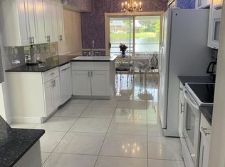 10680 Plainview Cir, Boca Raton, FL 33498