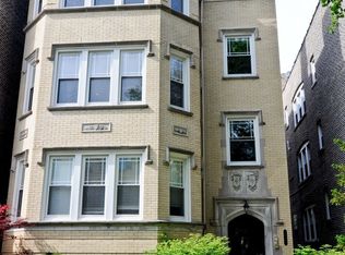 2052 W Farragut Ave APT 2, Chicago, IL 60625