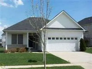 3578 Riverside Dr photo 1
