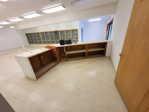 2102 S Oak Ave, Mineral Wells, TX 76067