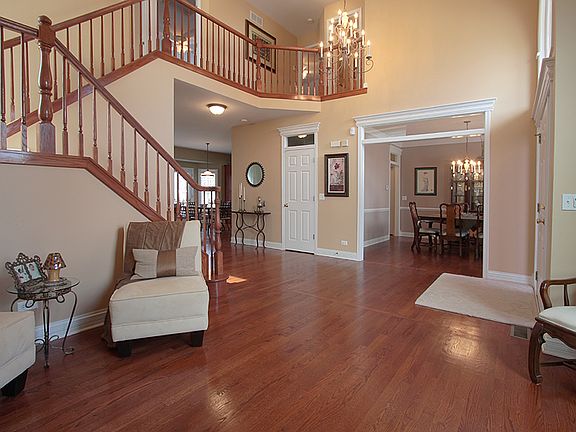 5th image of 185 Alderwood Ln