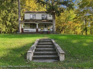 696 Springtown Road, Tillson, NY 12486