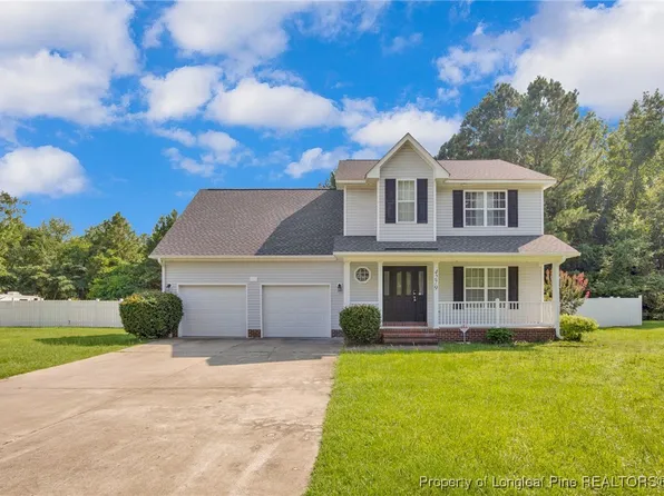 4279 Redmill Ln, Hope Mills, NC 28348