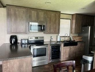 3rd image of 145 Blue Bayou Trail Ct