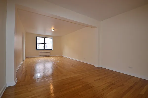 Rented by Silverstein Collection LLC  | media 1