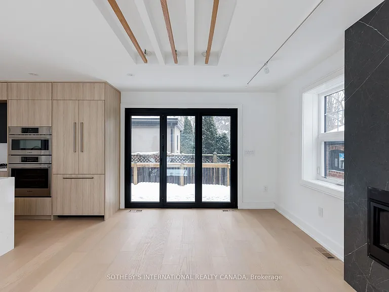 159 Humbervale Blvd — Photo 13