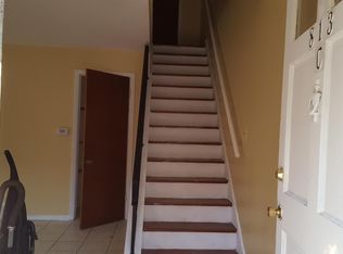 813 McHenry Rd APT C, Wheeling, IL 60090