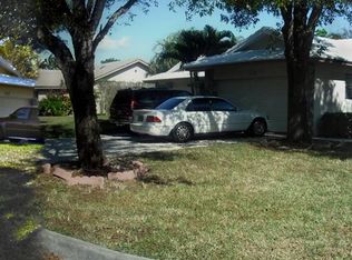 113 NW 94th Way, Coral Springs, FL 33071