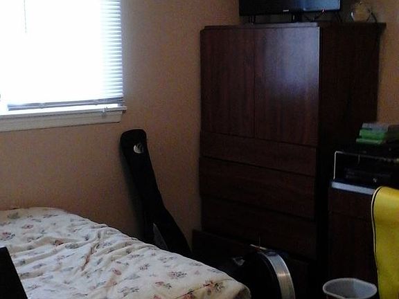 5th image of 5617 Aurora Dr