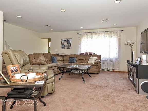 5th image of 518 Boulevard