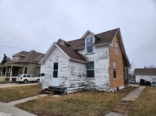 429 6th Ave, Grinnell, IA 50112