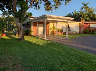 7218 Pine Tree Ln, Lake Clarke Shores, FL 33406